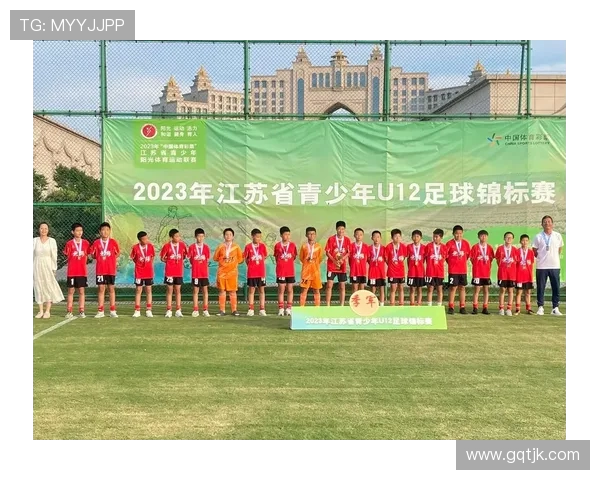 南京足球队耐力对比分析揭示球队潜力与挑战的深度剖析