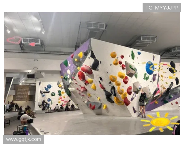 攀岩竞技盛况：北京攀岩队荣登全国状态排行榜第一名