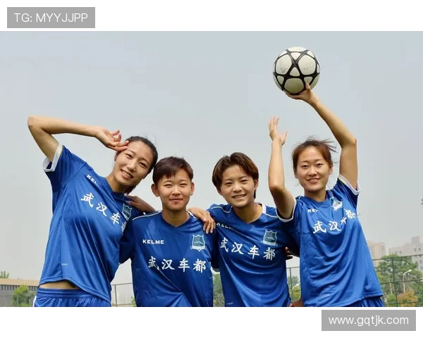 武汉街舞队在全国耐力排行榜中荣获第八名展现实力与风采 武汉街舞队在全国耐力排行榜中荣获第八名展现实力与风采