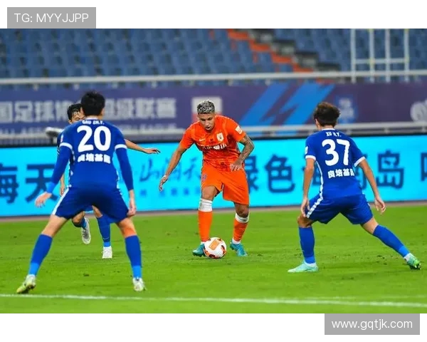 武汉足球队在全国锦标赛中的实力展现与未来发展潜力分析 武汉足球队在全国锦标赛中的实力展现与未来发展潜力分析