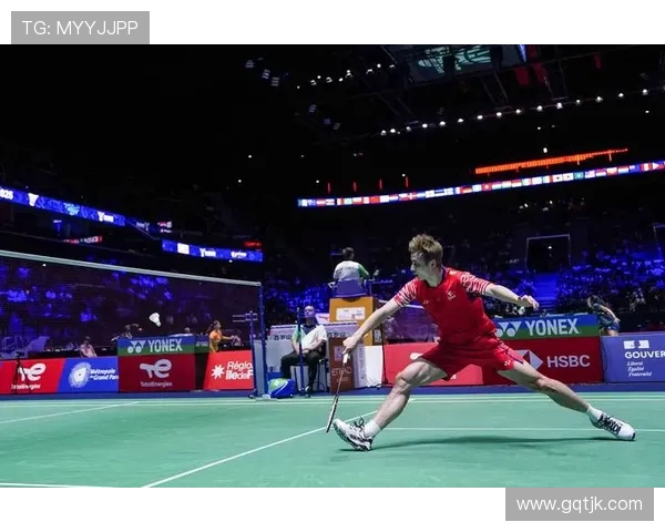 武汉羽毛球队在世锦赛的逆袭之路展现拼搏精神与团队力量 武汉羽毛球队在世锦赛的逆袭之路展现拼搏精神与团队力量