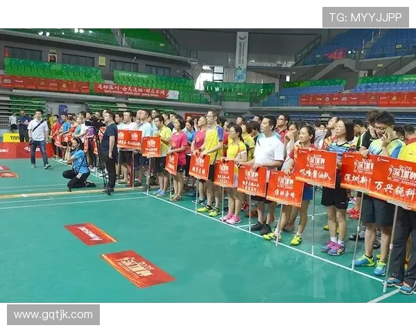 深圳羽毛球队在世界杯中的精彩表现与实力分析 深圳羽毛球队在世界杯中的精彩表现与实力分析