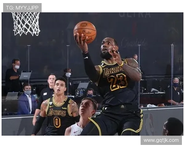 湖人对热火季后赛精彩回放全景分析与关键时刻解读