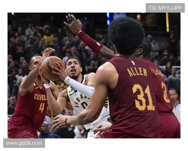 骑士与步行者的精彩对决分析与赛季展望